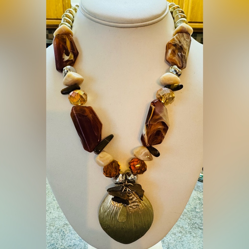 Chicos Gold tone beaded statement Necklace NWT
